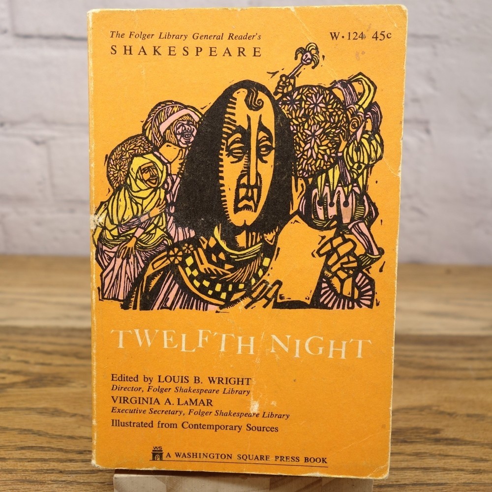 The Folger Library General Reader's Shakespeare "The Twelfth Night" Vintage Book